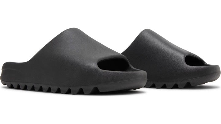 Yeezy Slides 'Onyx'